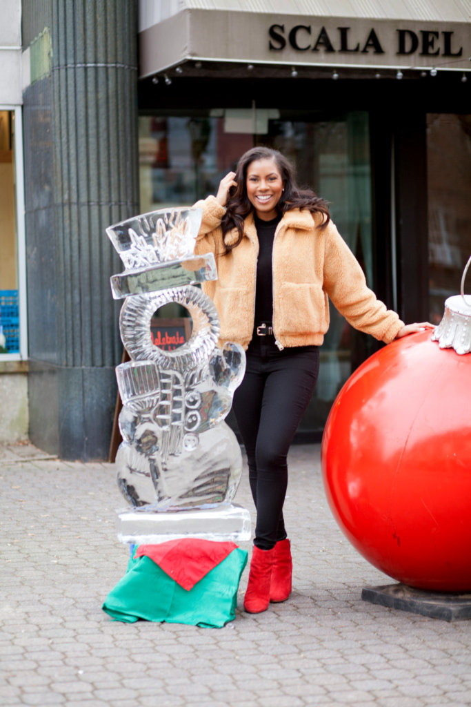 vanessa freeman, vanessa freeman host, vanessa freeman cheddar, vanessa freeman tv host, nessasary style, vanessa freeman blogger, life style xpress, holiday style, holiday ootd, holiday outfit, cozy holiday outfits, how to dress during the holidays, christmas outfit